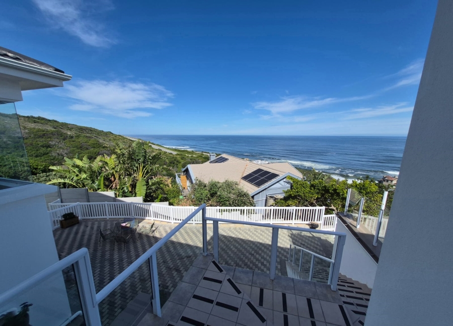 5 Bedroom Property for Sale in Dana Bay Western Cape